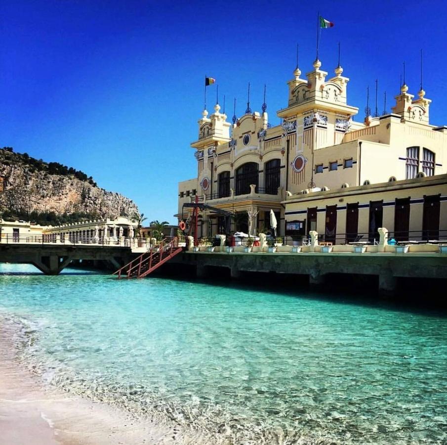 Mondello Good Vibes Apartment Eksteriør billede
